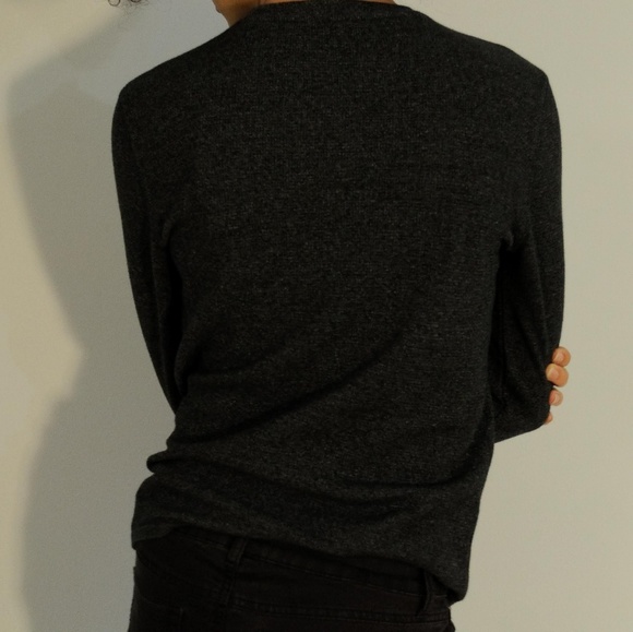 🍁 Sweater 🍁 - Picture 4 of 5